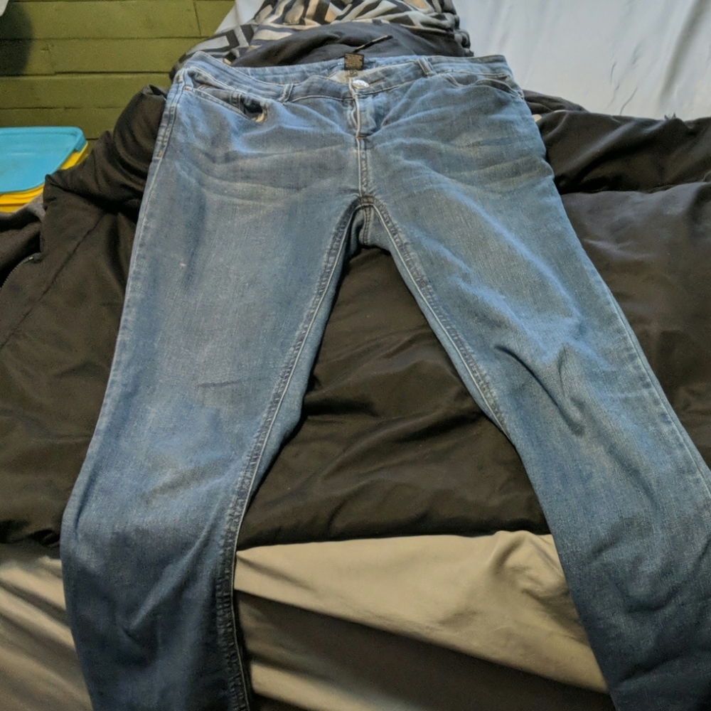 Roz & Ali size 8 women's jeans